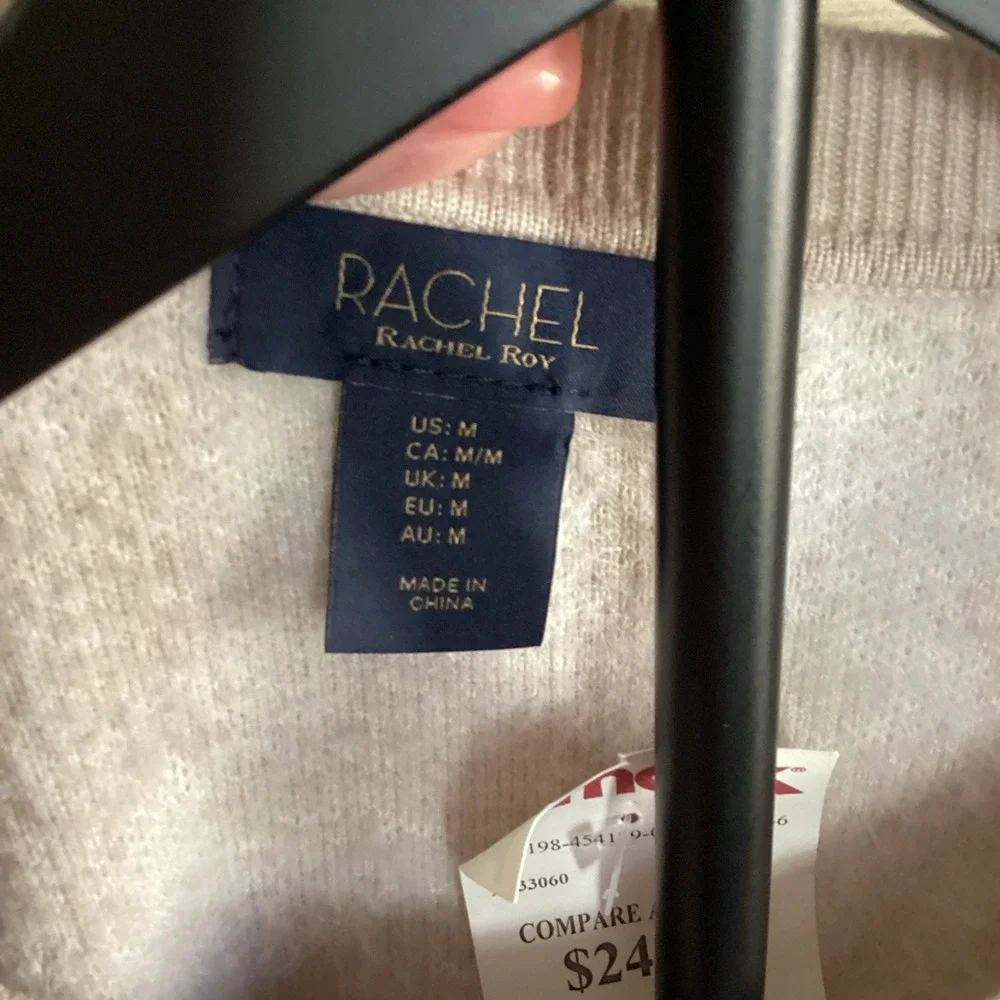 WOMANS Sweater SZ Med NWT Brown And‎ White